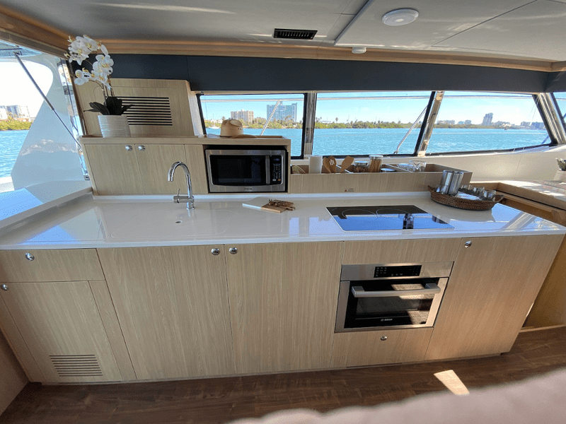 Avis sur l'Aquila 42