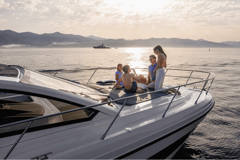 Critique de l'Azimut Atlantis 45