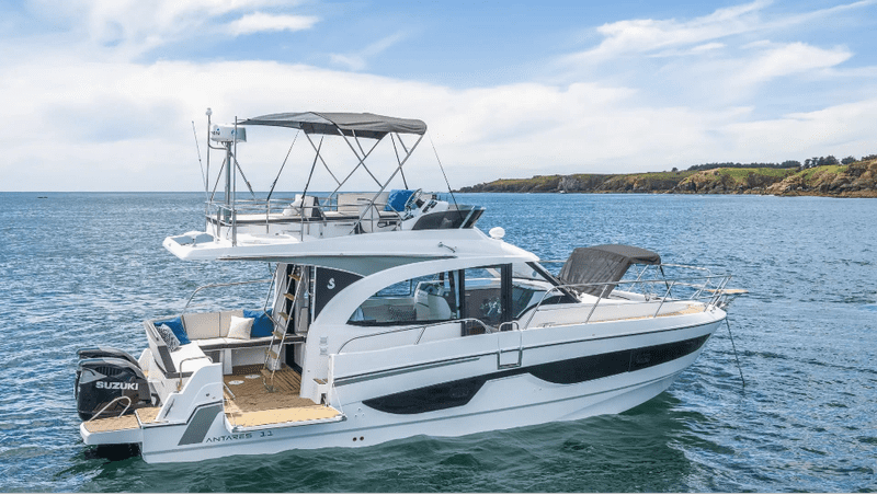 Beneteau Antares 11 Fly Review