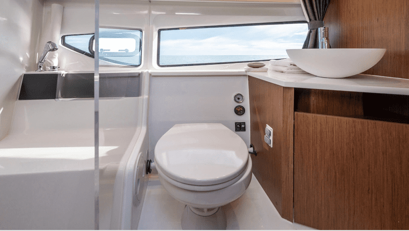 Beneteau Antares 11 Fly Review