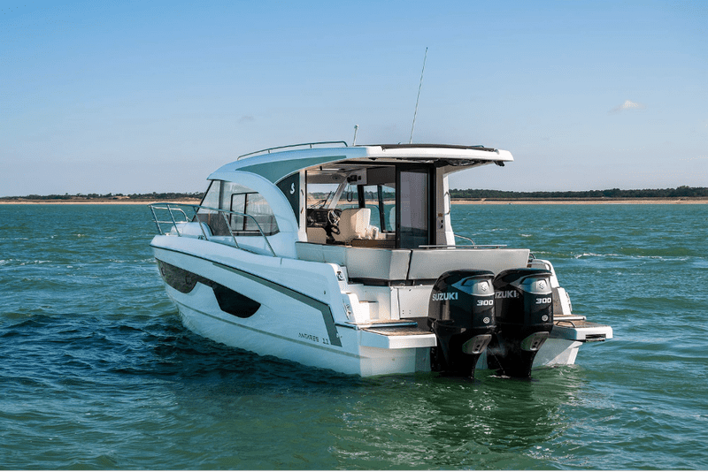 Beneteau Antares 11 Review