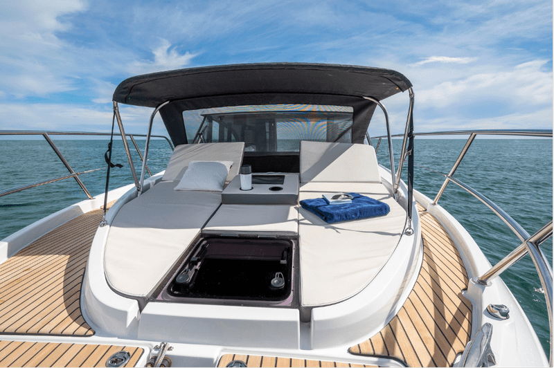 Beneteau Antares 11 Review