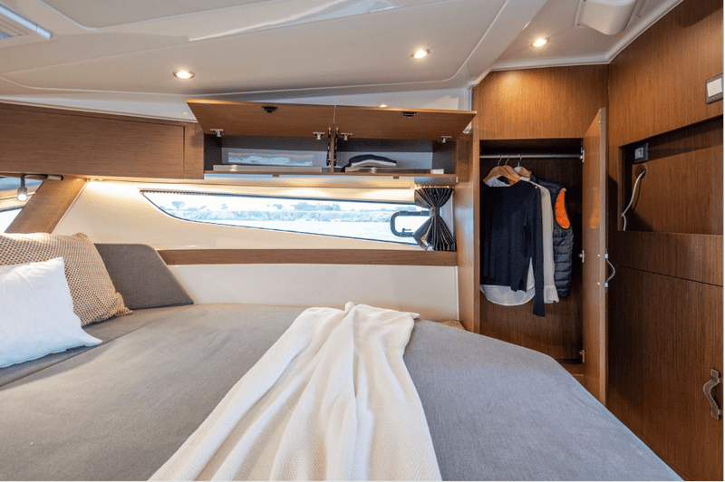 Beneteau Antares 11 Review