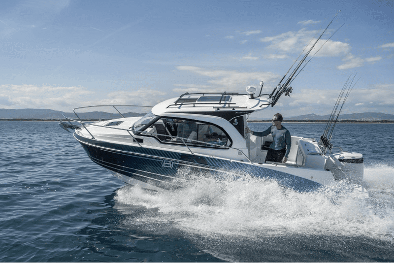 Review Beneteau Antares 8