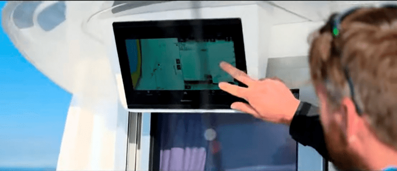 Review Beneteau Antares 8