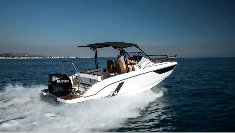 Revue Beneteau Flyer 8