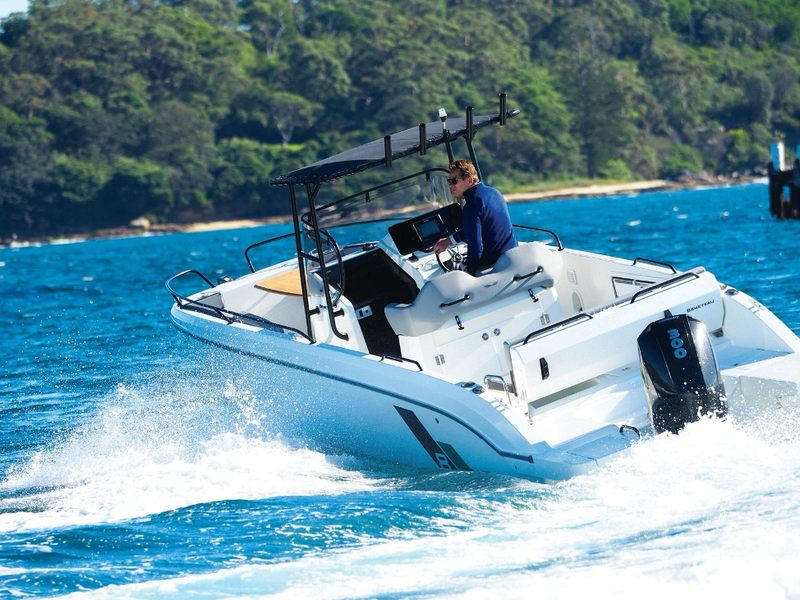 Revue Beneteau Flyer 8