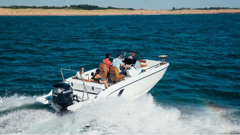 Revue Beneteau Flyer 8
