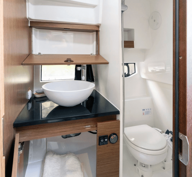 Beneteau Flyer 9 review