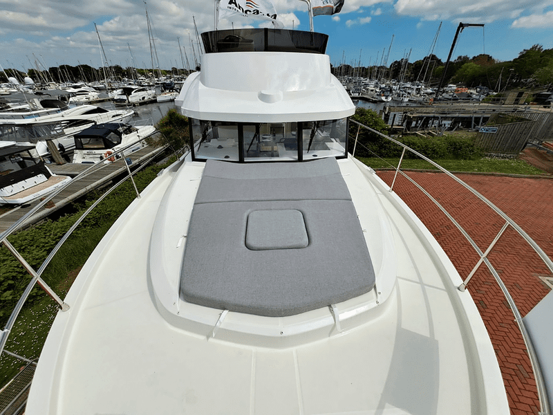 Review Swift Trawler 35