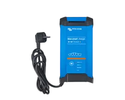 Blue Smart Battery Charger 12/30 IP22 (3)