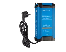 Blue Smart Battery Charger 12/20 IP22 (3)