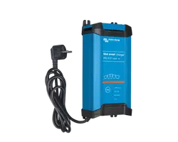 Blue Smart Battery Charger 24/8 IP22 (1)