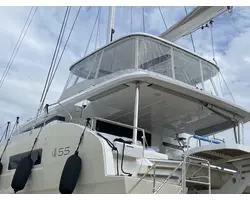 Panneaux latéraux sur le hardtop LAGOON 55 (2021)