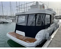 Cockpit enclosure - SWIFT TRAWLER 41 FLY (2020)