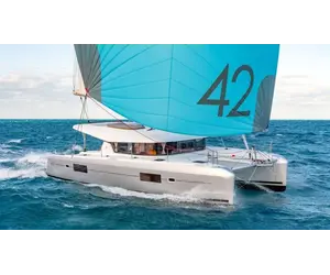 Review Lagoon 42 Review Lagoon 42