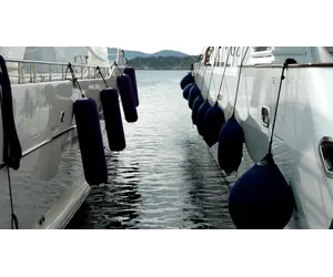 Boat Fender or Bumper - what is the difference? Boat Fender or Bumper - what is the difference?