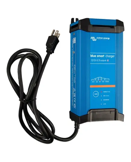 Blue Smart Battery Charger 12/15 IP22 (3)