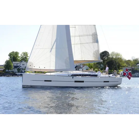 Dufour 412