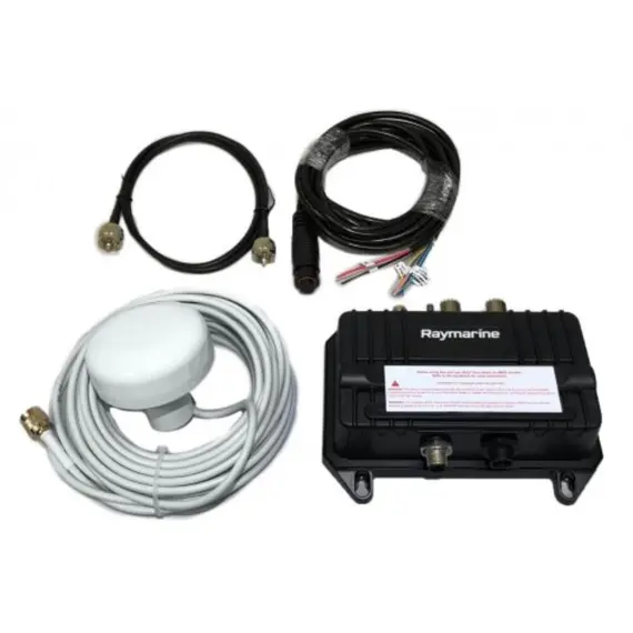 AXIOM+ 9 Touch with integrated RealVision 3D Sonar, RV-100 transducer and AIS 700, 8 image AXIOM+ 9 Touch with integrated RealVision 3D Sonar, RV-100 transducer and AIS 700, 8 image