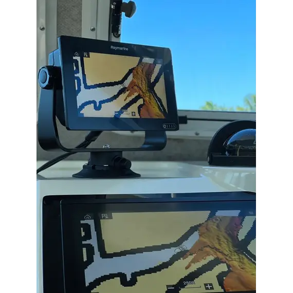 AXIOM 9 Touch with Navionics+ SMALL Chart Download, 11 image AXIOM 9 Touch with Navionics+ SMALL Chart Download, 11 image