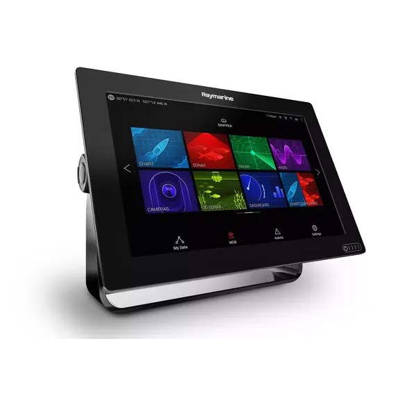 AXIOM 12 Touch with integrated RealVision 3D Sonar and RV-100 Transducer, 10 image AXIOM 12 Touch with integrated RealVision 3D Sonar and RV-100 Transducer, 10 image