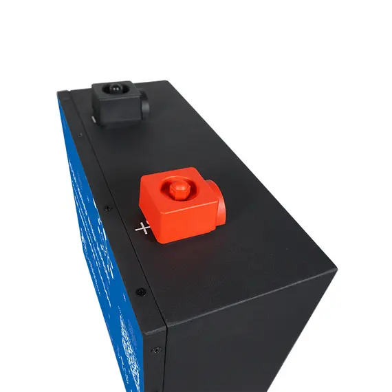 Batterie lithium Ultimatron LiFePO4 12,8V 180Ah avec Bluetooth et BMS intelligent intégré et chauffage, 8 image