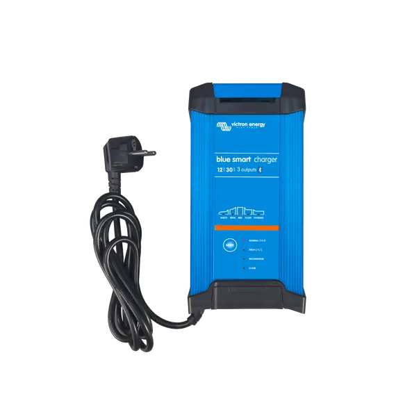 Blue Smart Battery Charger 12/30 IP22 (3)