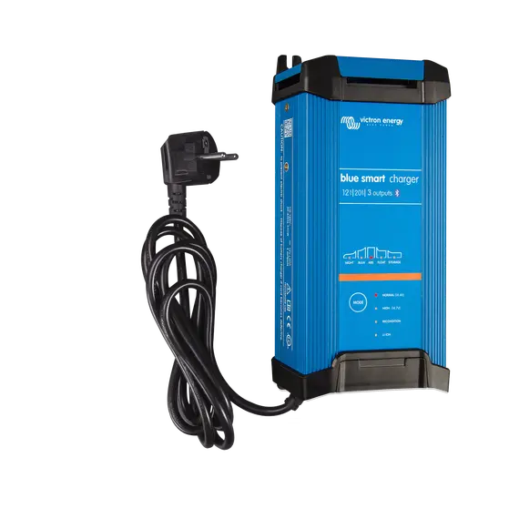 Blue Smart Battery Charger 12/20 IP22 (3)