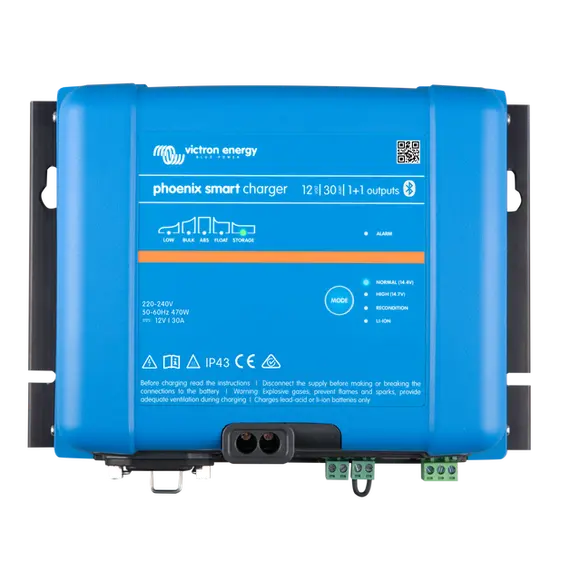 Phoenix Smart IP43 Charger 12/30 (1+1), 2 image Phoenix Smart IP43 Charger 12/30 (1+1), 2 image