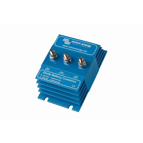 BCD 402 2 batteries 40A, 2 image BCD 402 2 batteries 40A, 2 image