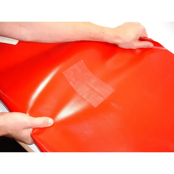 Tear Aid Kit de réparation «A» - Rouleau - 7,6 x 150 cm, Dimensions, cm: 7.6x150, 4 image Tear Aid Kit de réparation «A» - Rouleau - 7,6 x 150 cm, Dimensions, cm: 7.6x150, 4 image