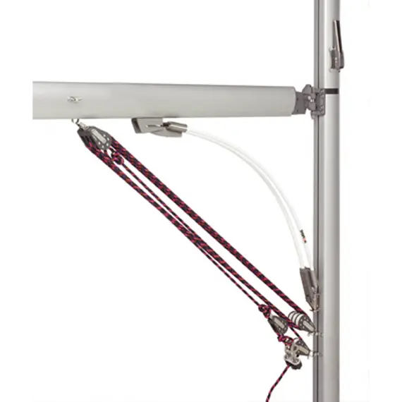 Boomstrut for dinghy