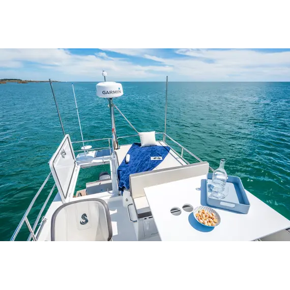 Beneteau Antares 11 Fly, 11 image Beneteau Antares 11 Fly, 11 image