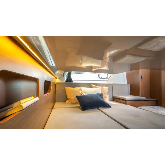 Beneteau Antares 11 Fly, 27 image Beneteau Antares 11 Fly, 27 image