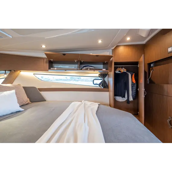 Beneteau Antares 11 Fly, 30 image Beneteau Antares 11 Fly, 30 image