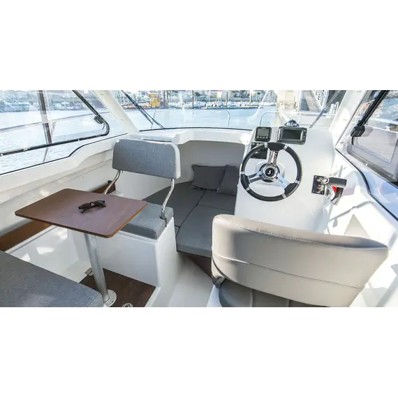 Beneteau Antares 6, 5 image Beneteau Antares 6, 5 image