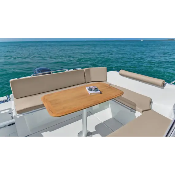 Beneteau Antares 8, 16 image Beneteau Antares 8, 16 image