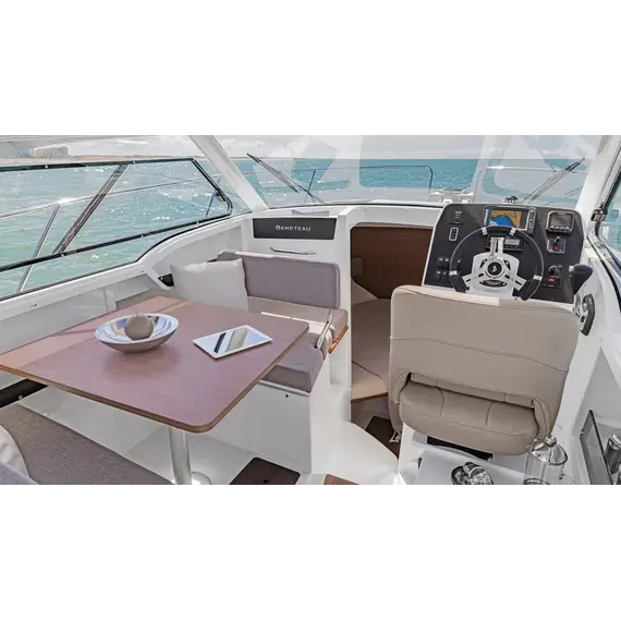 Beneteau Antares 8, 20 image Beneteau Antares 8, 20 image