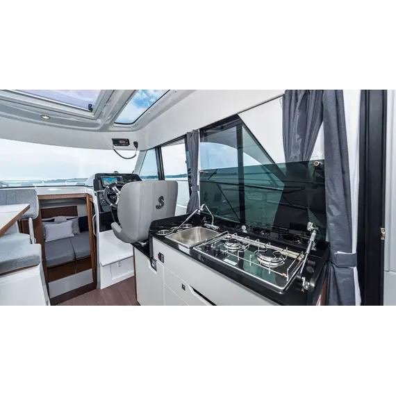 Beneteau Antares 9, 17 image Beneteau Antares 9, 17 image
