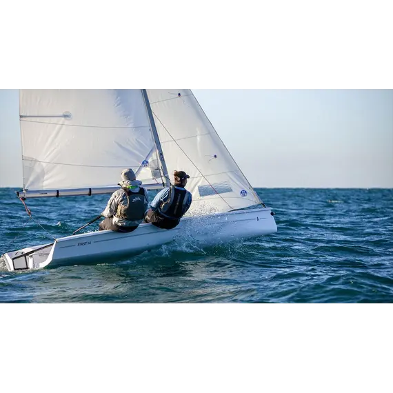 Beneteau First 14, 3 image Beneteau First 14, 3 image