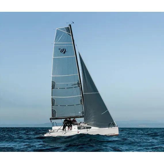 Beneteau First 24 SE -> Beneteau First 24 SE Beneteau First 24 SE -> Beneteau First 24 SE