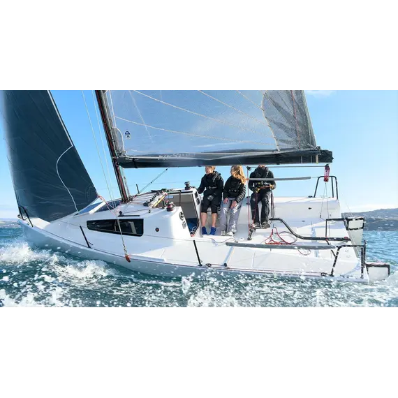 Beneteau First 24 SE -> Beneteau First 24 SE, 3 image Beneteau First 24 SE -> Beneteau First 24 SE, 3 image