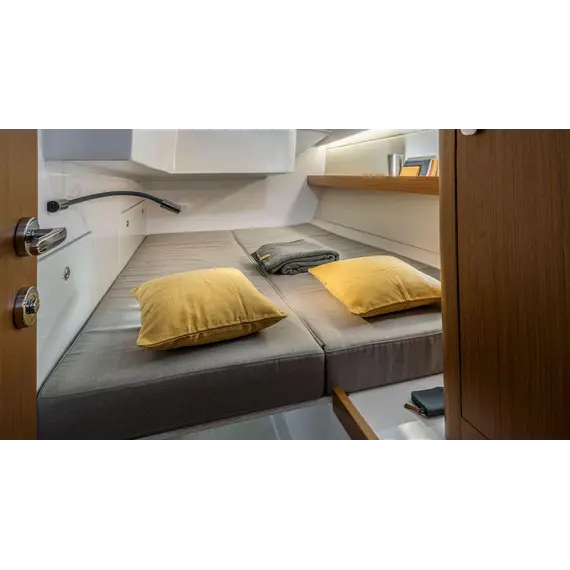 Beneteau First 36, 11 image Beneteau First 36, 11 image