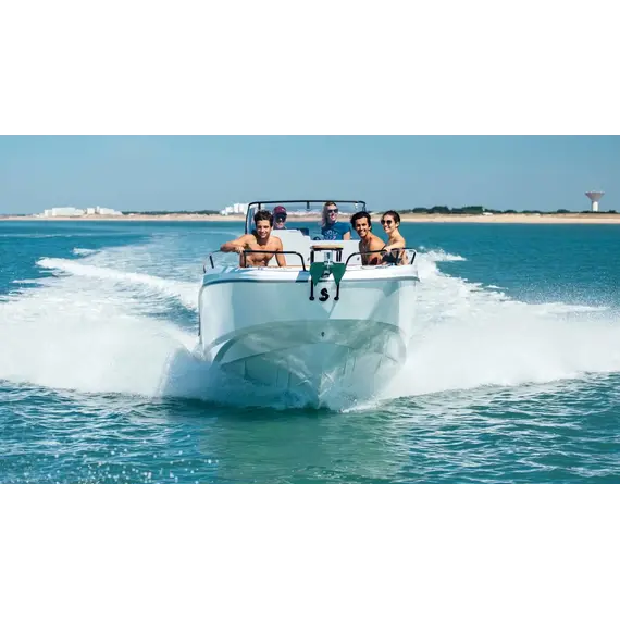 Beneteau Flyer 8 SPACEdeck, 6 image Beneteau Flyer 8 SPACEdeck, 6 image