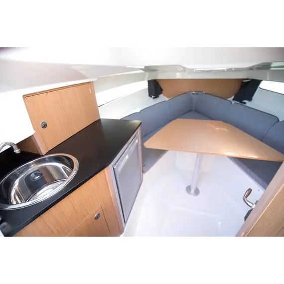 Beneteau Flyer 8 SPACEdeck, 22 image Beneteau Flyer 8 SPACEdeck, 22 image