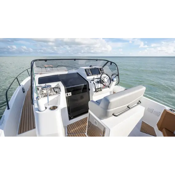 Beneteau Flyer 9 SUNdeck, 8 image Beneteau Flyer 9 SUNdeck, 8 image