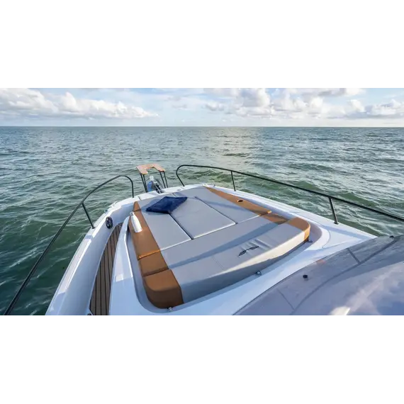 Beneteau Flyer 9 SUNdeck, 10 image Beneteau Flyer 9 SUNdeck, 10 image