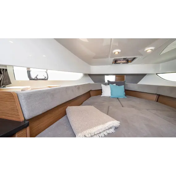 Beneteau Flyer 9 SUNdeck, 15 image Beneteau Flyer 9 SUNdeck, 15 image