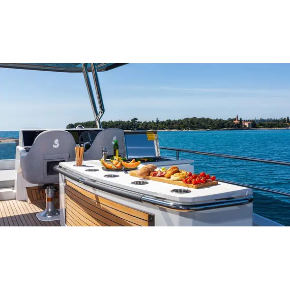 Beneteau Grand Trawler 62, 7 image Beneteau Grand Trawler 62, 7 image